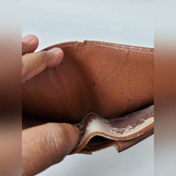 Authentic Louis Vuitton Wallet - Picture 7 of 16
